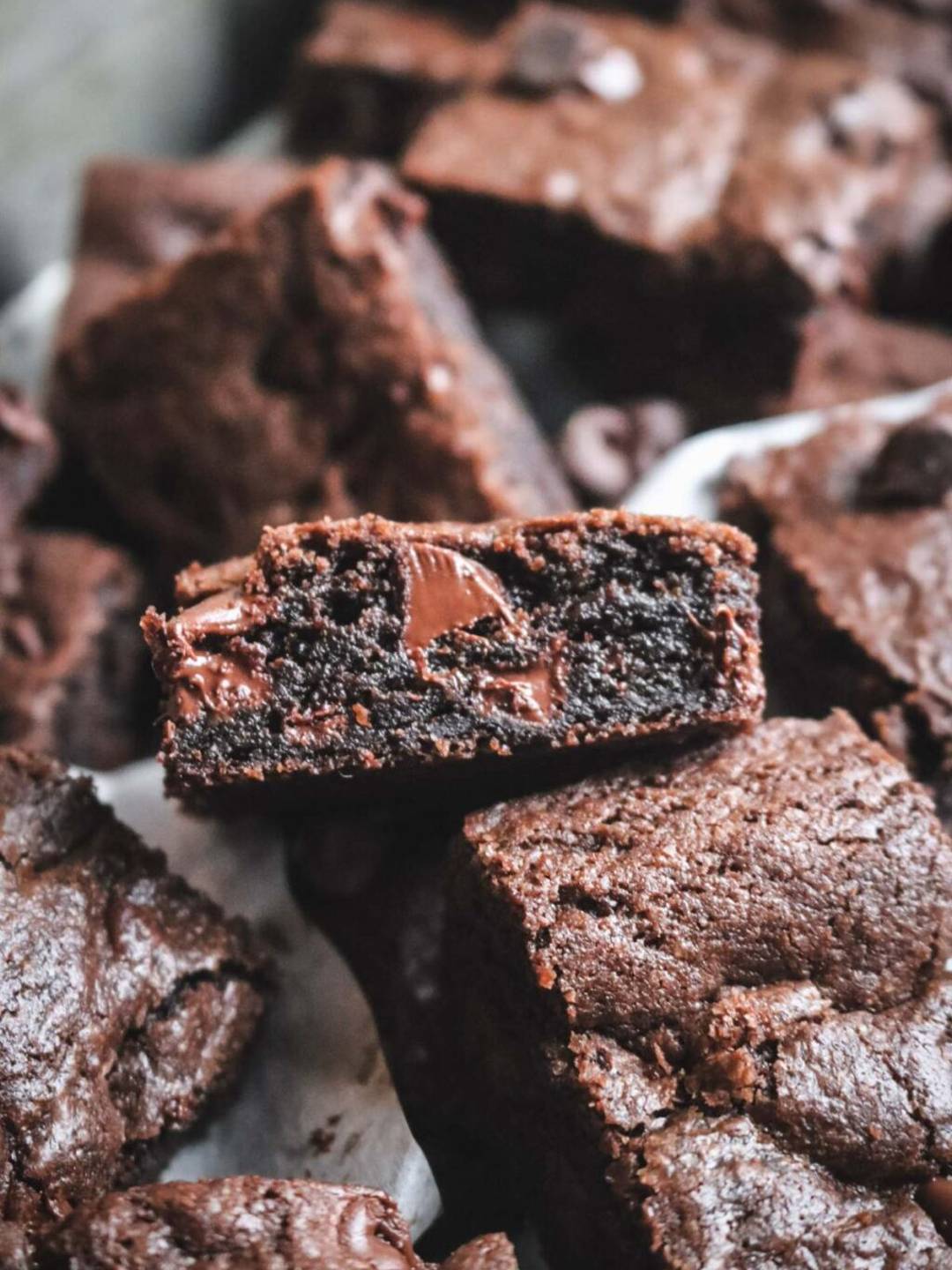 double chocolate chip cookie bars