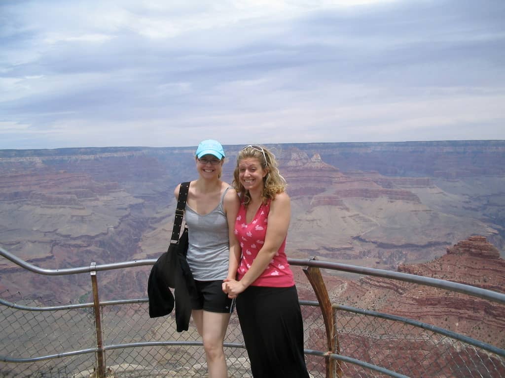 Anna Van Valin & her sister at the Grand Canyon