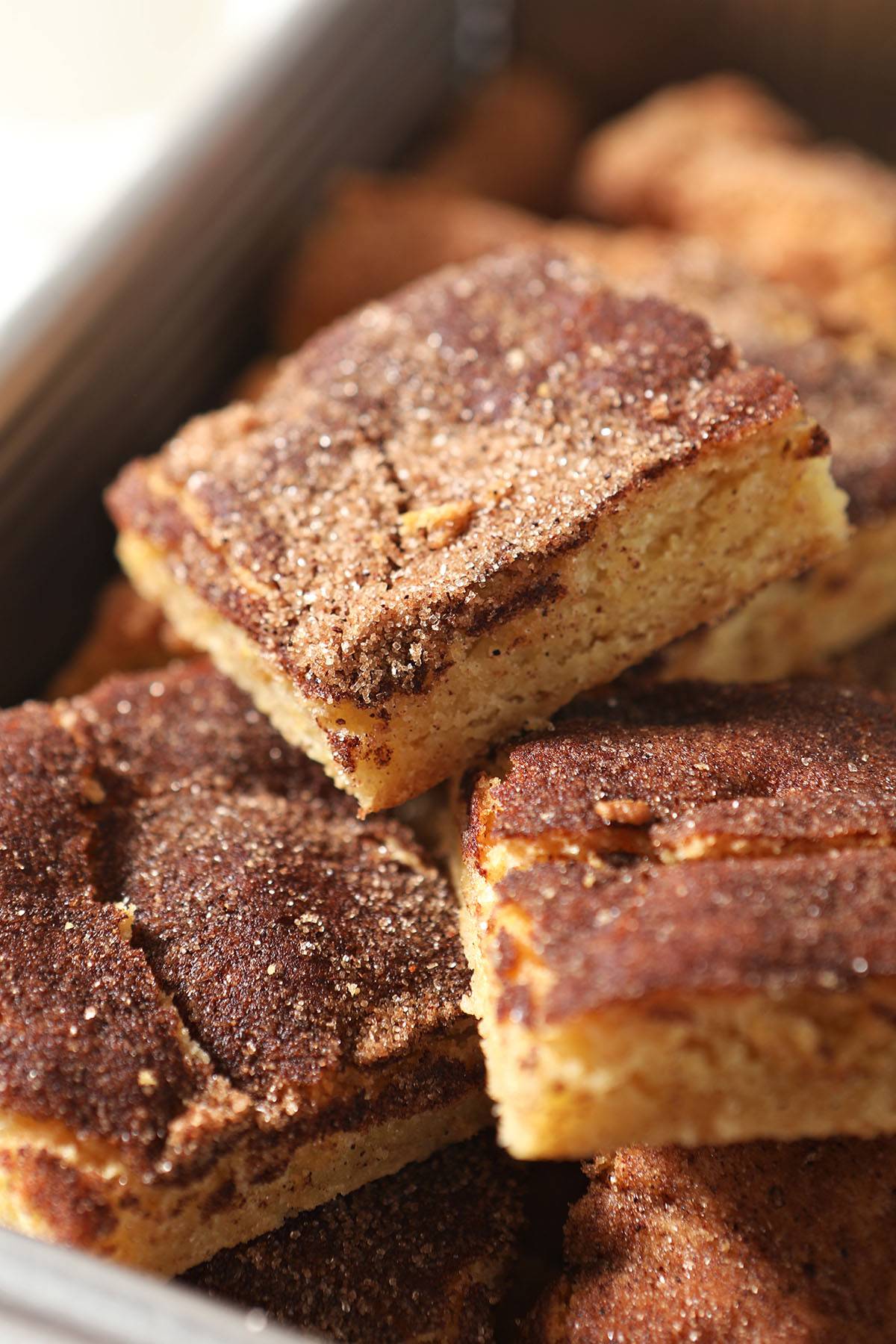 snickerdoodle bars in a metal pan
