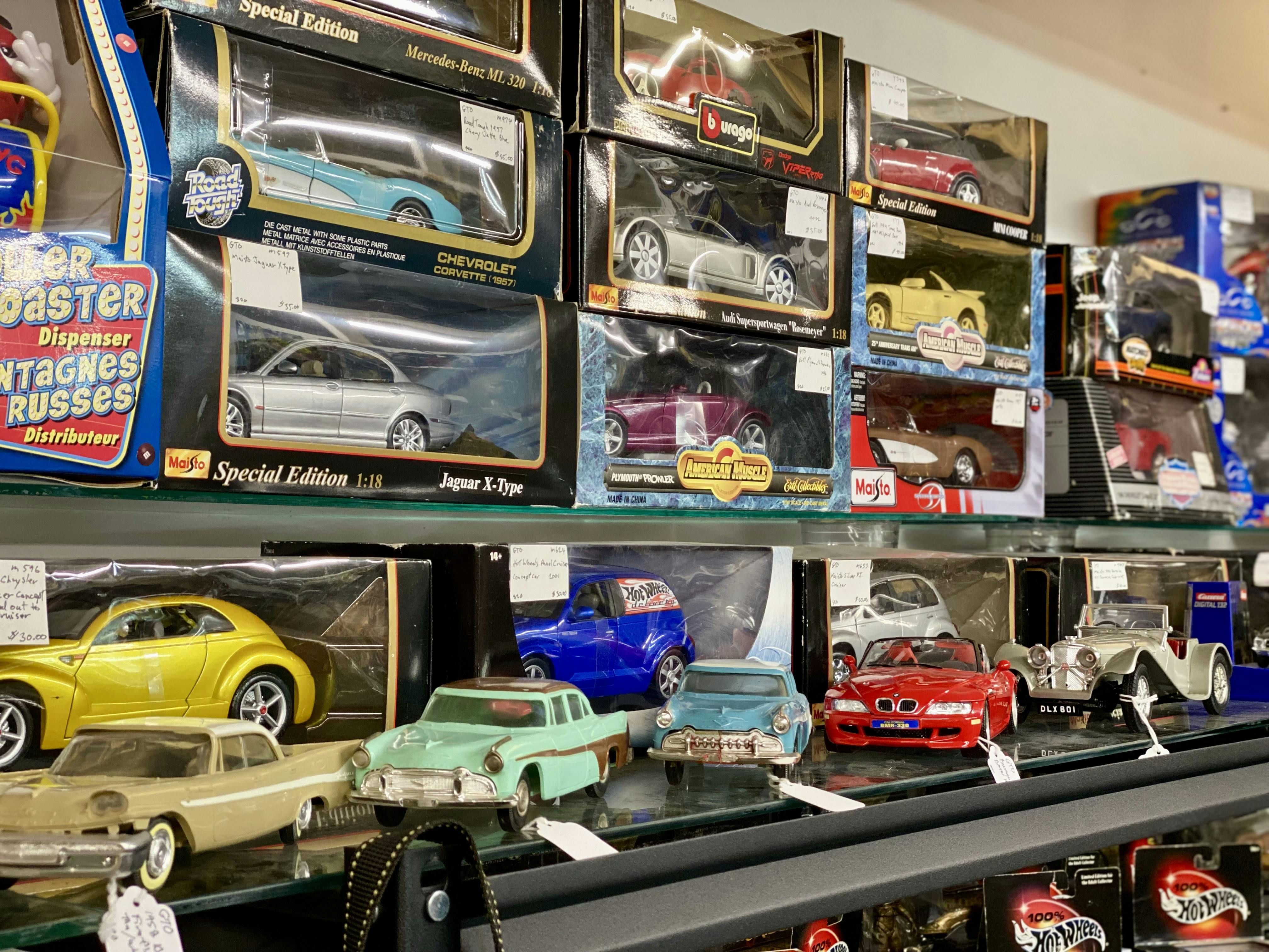 tons of die cast cars