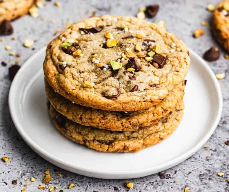 Pistachio Chocolate Chip Cookies