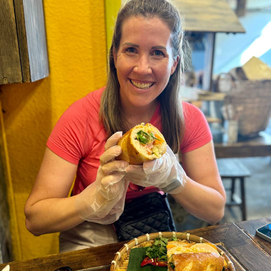 Bánh Mì sandwich Lauren 