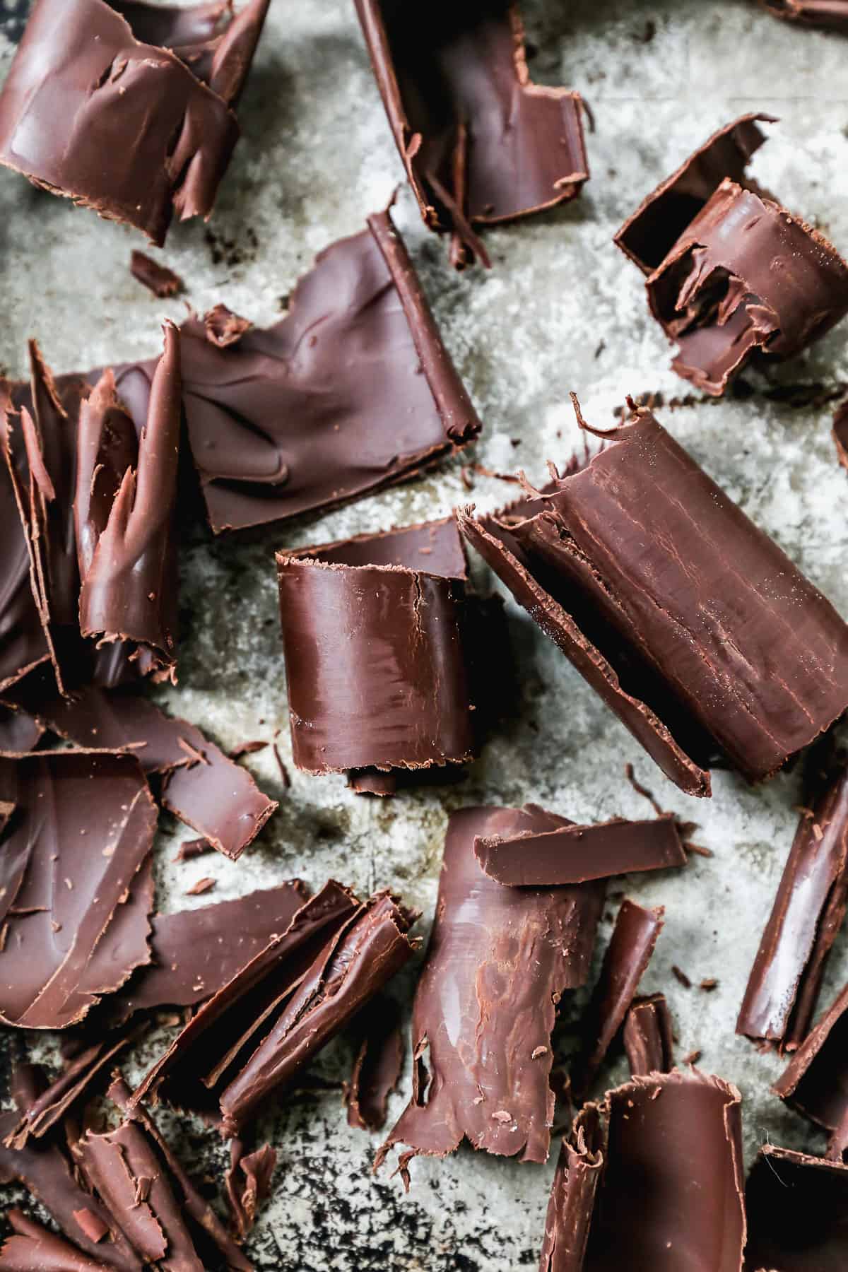 How to make chocolate curls.