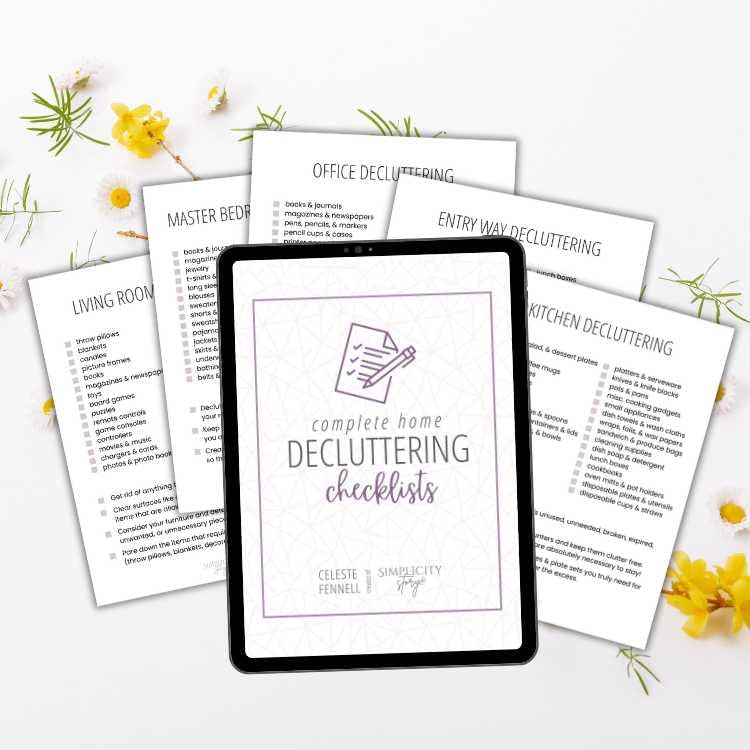 Decluttering Checklist mockup