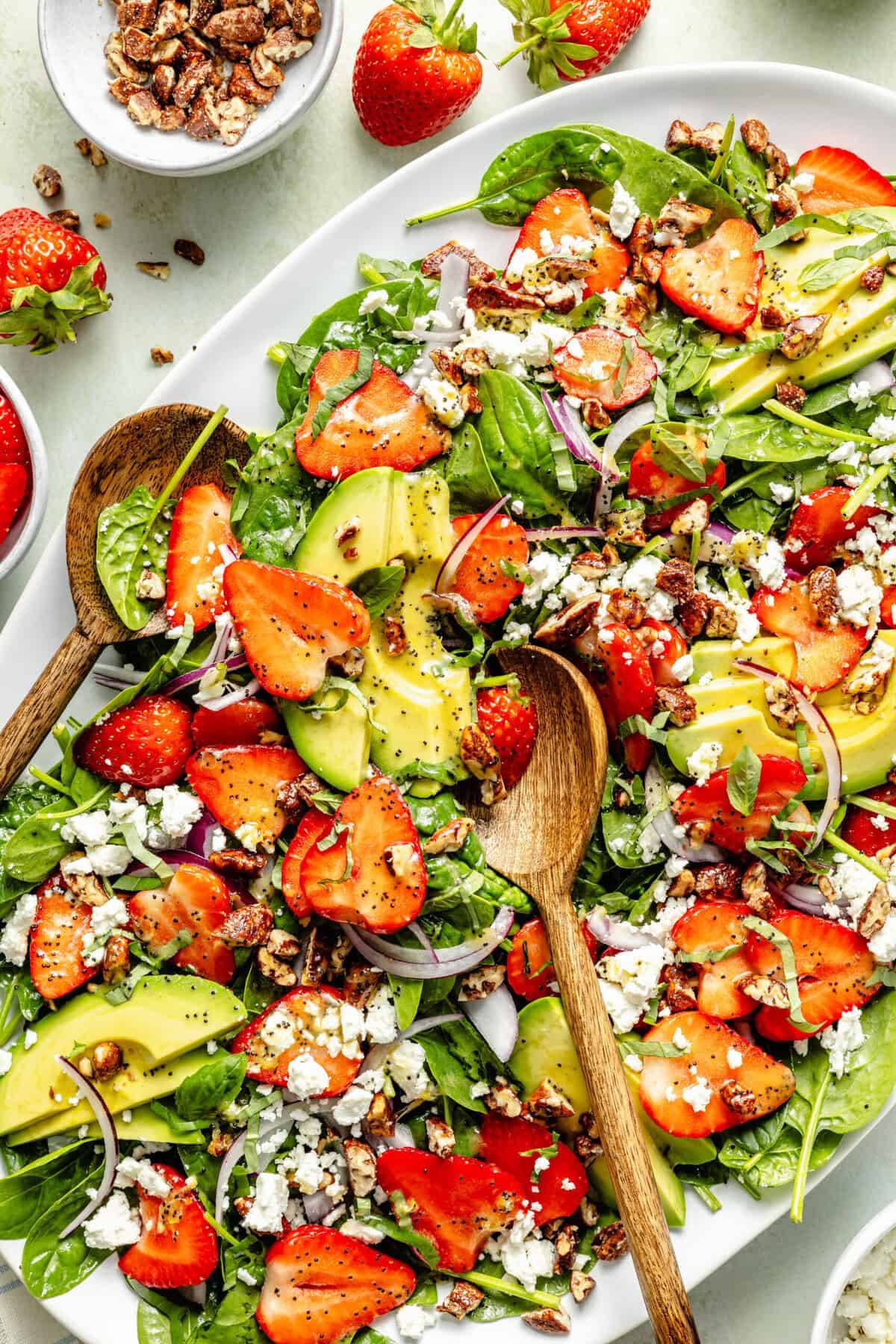 strawberry avocado salad