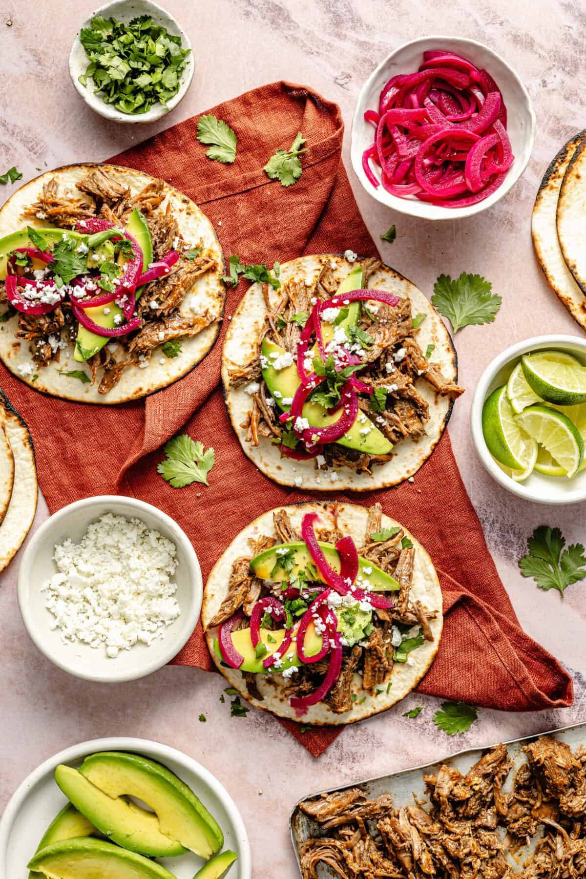 slow cooker shredded beef tacos 