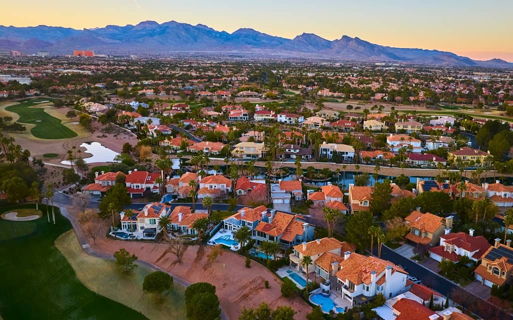 Aerial view of an HOA community in Las Vegas, Nevada