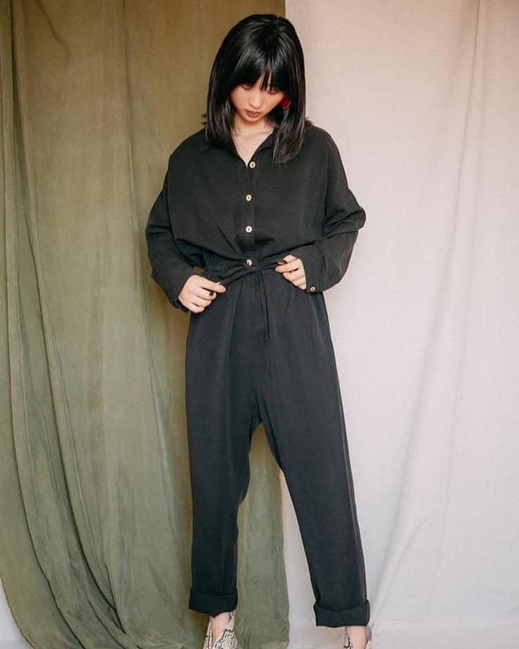 Monring #Sunday⠀
"We want to create timeless, yet trendy garments; beautiful, yet ethical.” by @studio_COSSAC⠀
⠀
⬇️Want to know more sustainable fashion UK brands⠀
https://cossac.co⠀
⠀
#avantheme #cossac #sustainablewear #substainablefashion #sustainable #sustainableclothing #brand #upcycling #upcyclingfashion#lifestyle #healthylifestyle #unique #uniquedesigns #uniqueclothing #uniqueproducts #fashiontrendy #fashiontrends #highendfashion #oofd #casualstyle #luxurystyle #sweater #dress #clothing #ukfashion #ukbrands #uk