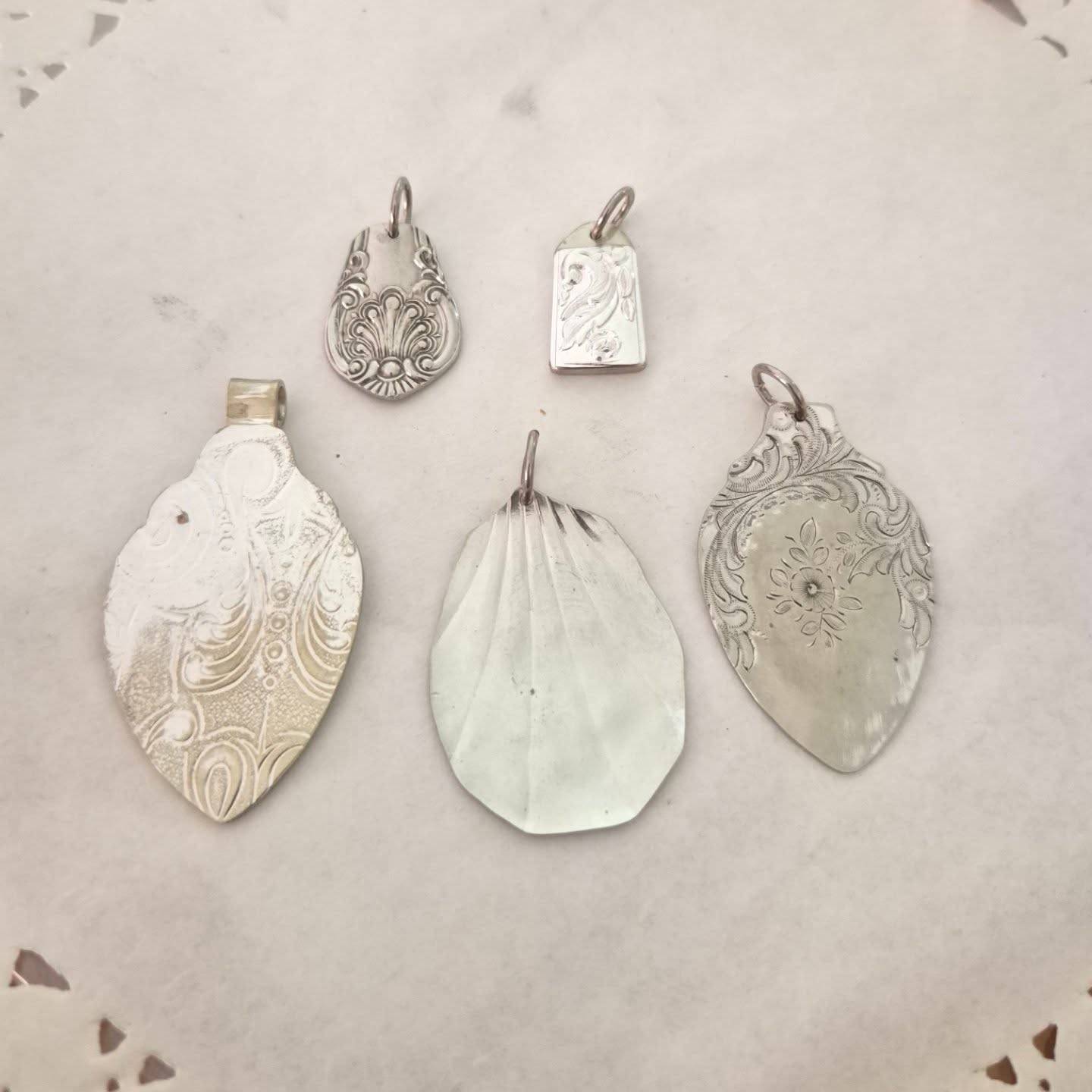 Trying to decide on the final detail for these pendants.
Do I leave them beautifully simple and plain, or add a small pearl for a little extra elegance?
Sometimes the smallest detail changes everything.
What would you choose? Plain or pearl?
I would love to hear your thoughts in the comments.

#jewellerydesign #madeinsouthafrica #southafricanartist #giftingideas #collectable