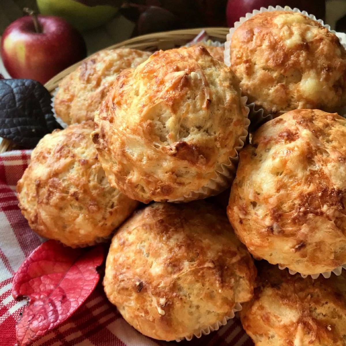 Cheese muffins in a wicker basket