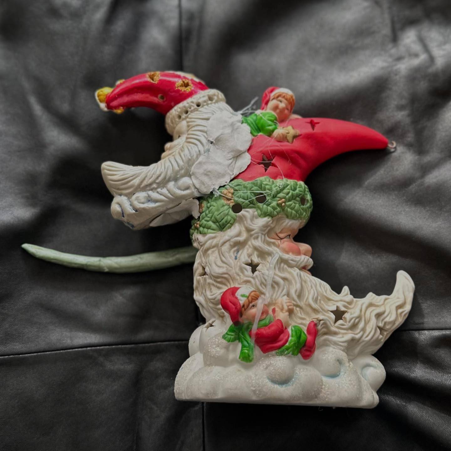 Stay tuned for this one, which will be revealed at the last show of the year: @newjerseyprfm Wreck the Halls in Jackson, NJ!
I have always been a fan of Warhammer’s Gloomspite Gitz stuff, and I thought it would be so funny to make some using landfill-era thrift store crap. But make it NICE.
#ttrpgterrain #dnd #dndterrain #homebrewdnd #pathfinder2e