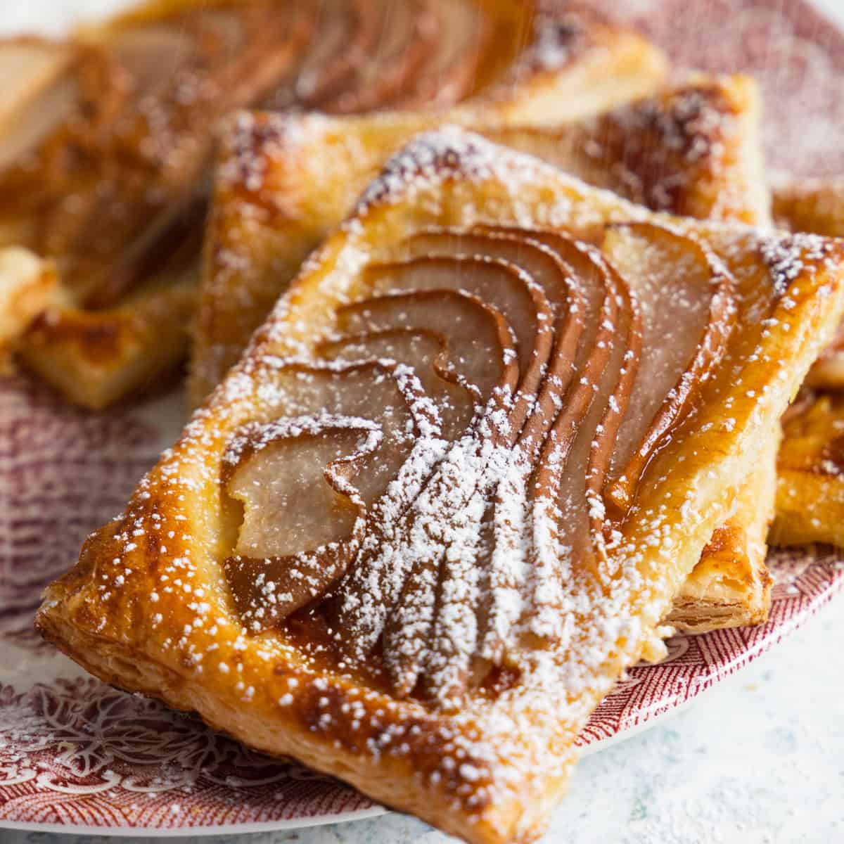 pear puff pastry tartlet