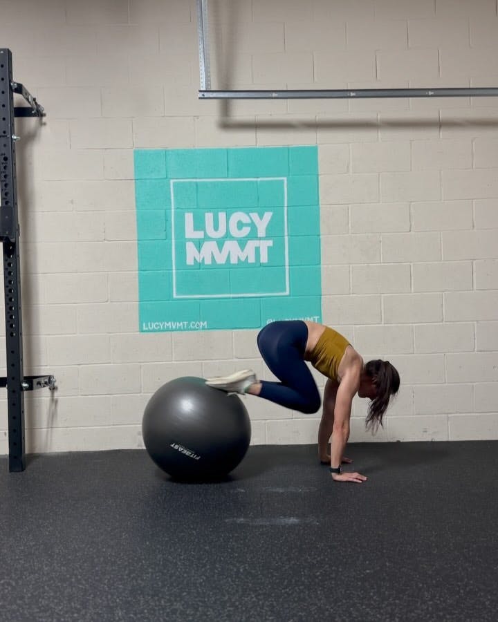 Big Ball Core Exercises 🥵⚡️

SAVE for later! 

- Plank Up Up Down Downs to Tuck Roll In 
- Plank Baby Ball Bounces 
- Ball V Up Pass Throughs 
- Hollow Flutter Kicks + Finger Tip Ball Tappers 
- Feet Up Wall Ball Sit Ups 

SO freaking excited to debut my new logo! Full video in the works on how it came to life but in love with how it turned out 🤩

Shoes @vivobarefoot “LUCY20” helps you save extra this month! (I make a small amount when you use “LUCY20” which helps me make more videos) 

#core #coreworkout #abworkout