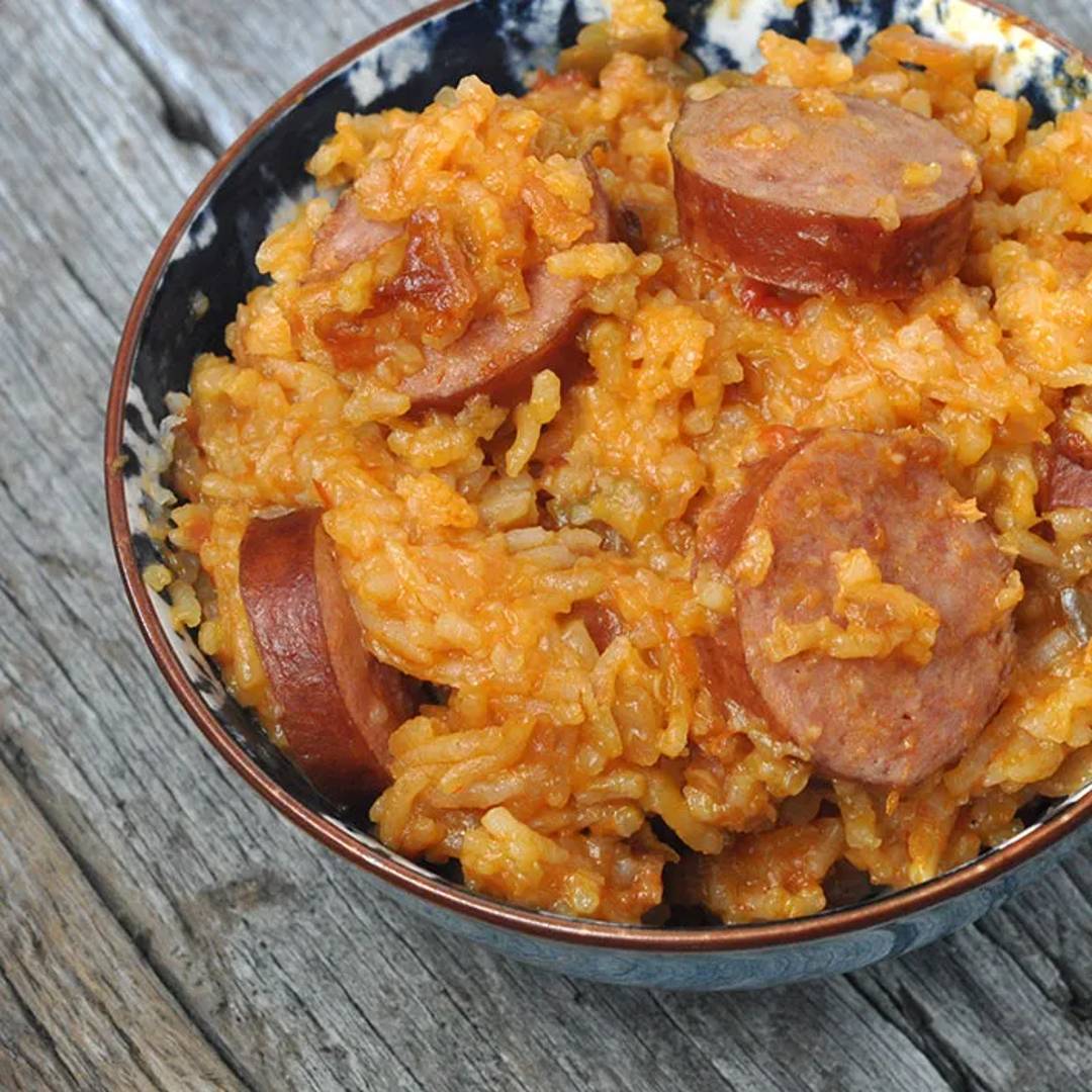 Crock Pot Cheesy Salsa Smoked Sausage and Rice