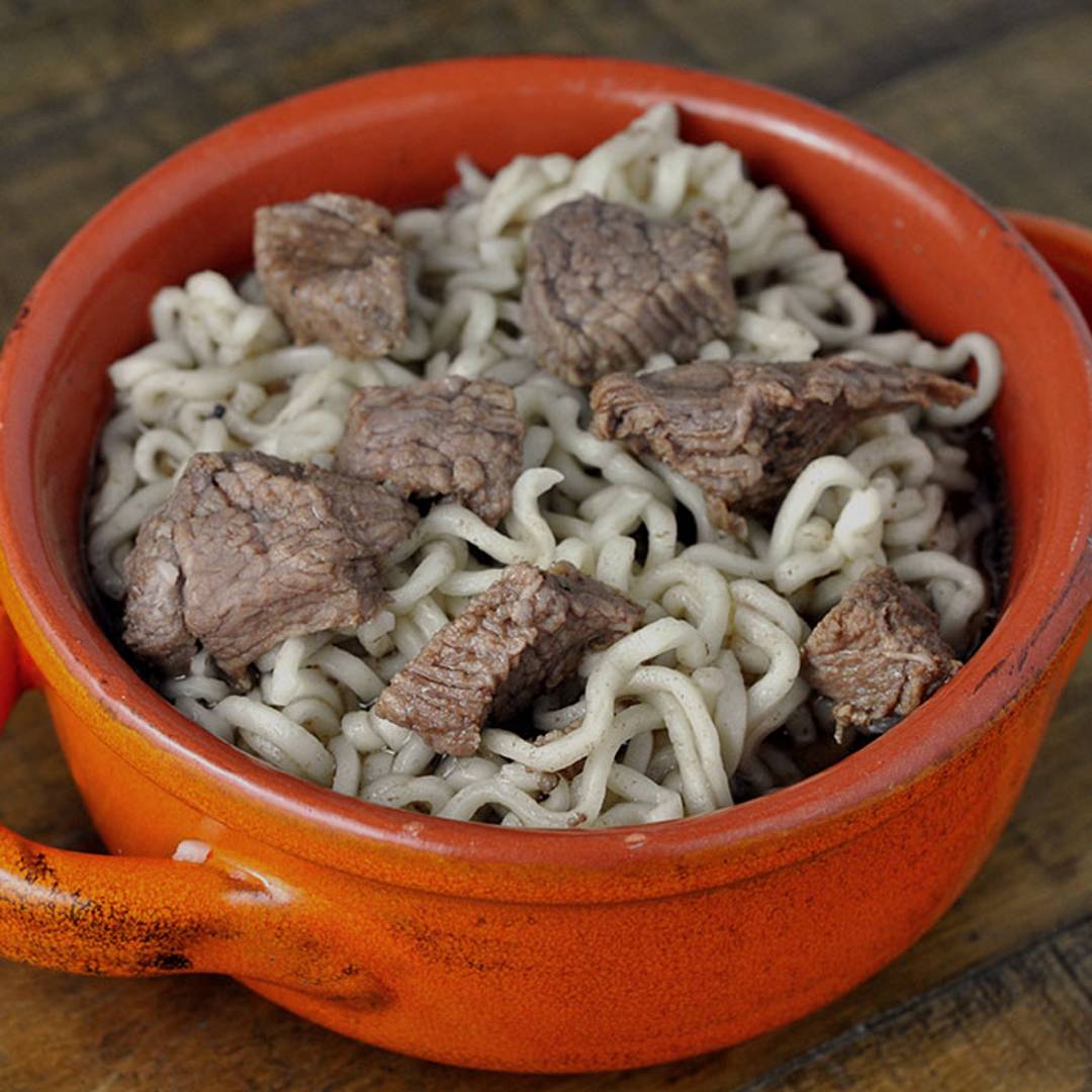 Ramen Crock Pot Beef and Noodles
