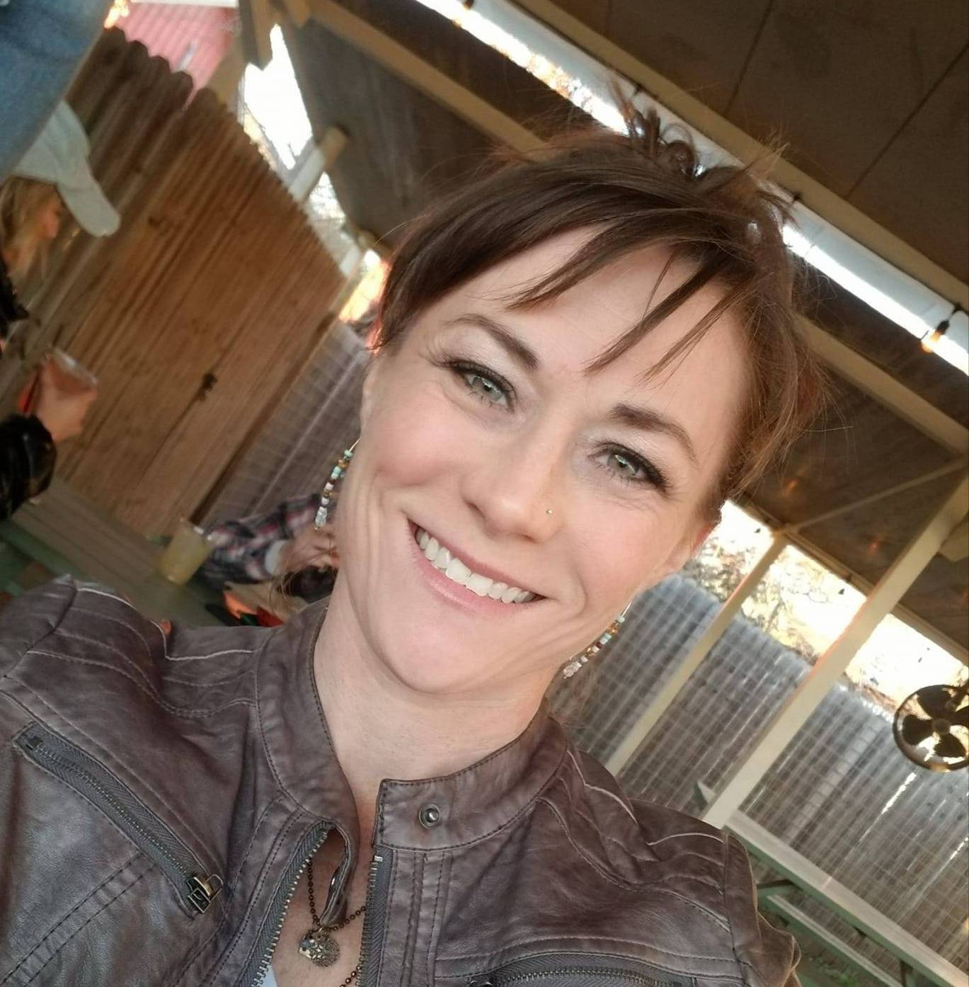 Cathy Struecker head shot