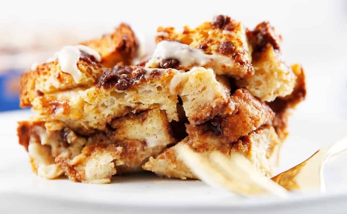 Cinnamon Roll French Toast Bake