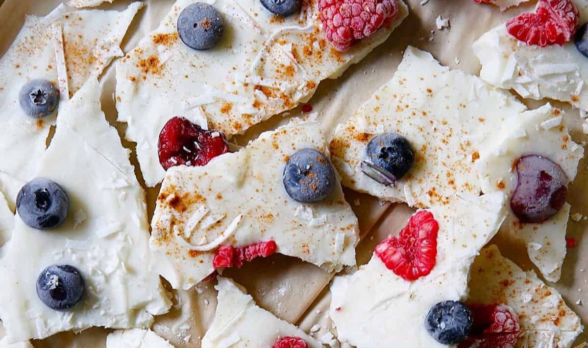 Frozen Yogurt Bark