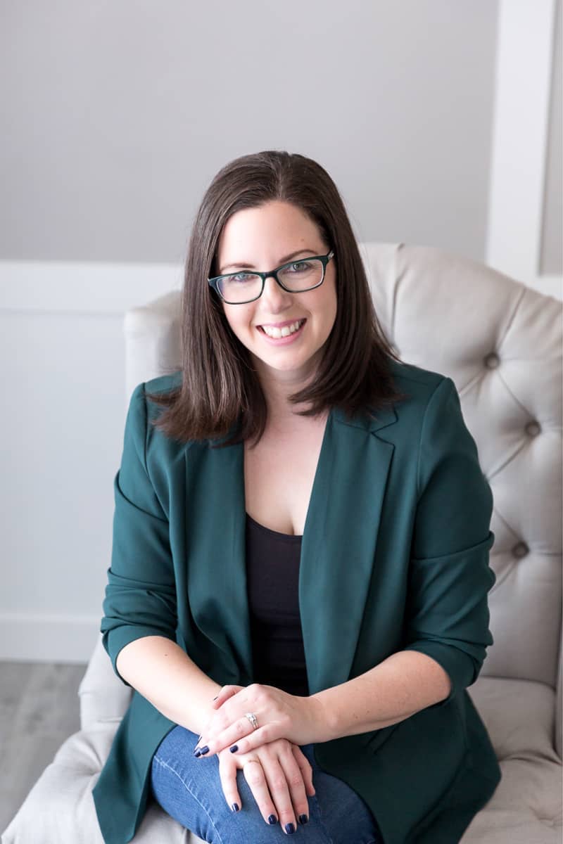 Headshot of Rebecca Stanisic