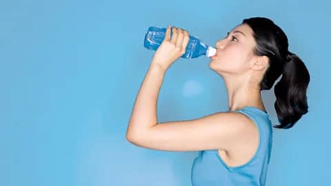 ? What Type of Water Is Best for Your Voice??