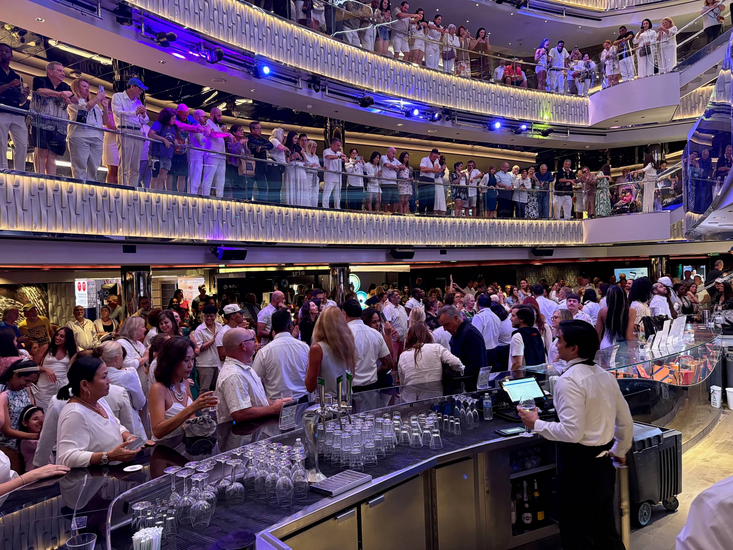 MSC Seaside White party