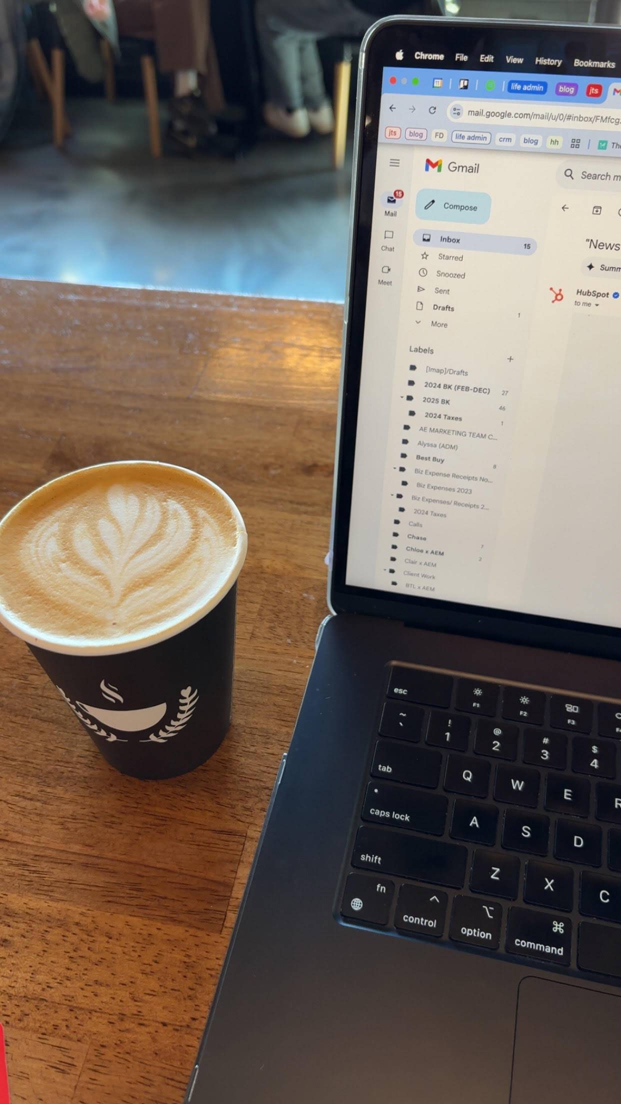 Image of a coffee I had recently. It has a cute leaf design on it.