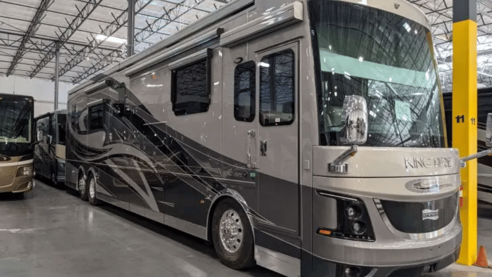 🤩 7 Top Luxury Motorhome RV Brands You Won’t Believe Mortons on the Move