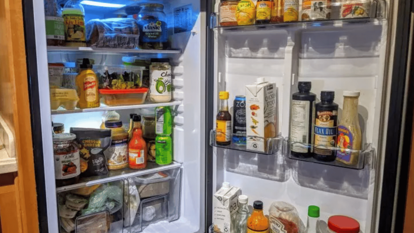 🎨 RV Full Body Paint What It Is and What It's Worth Mortons on the Move