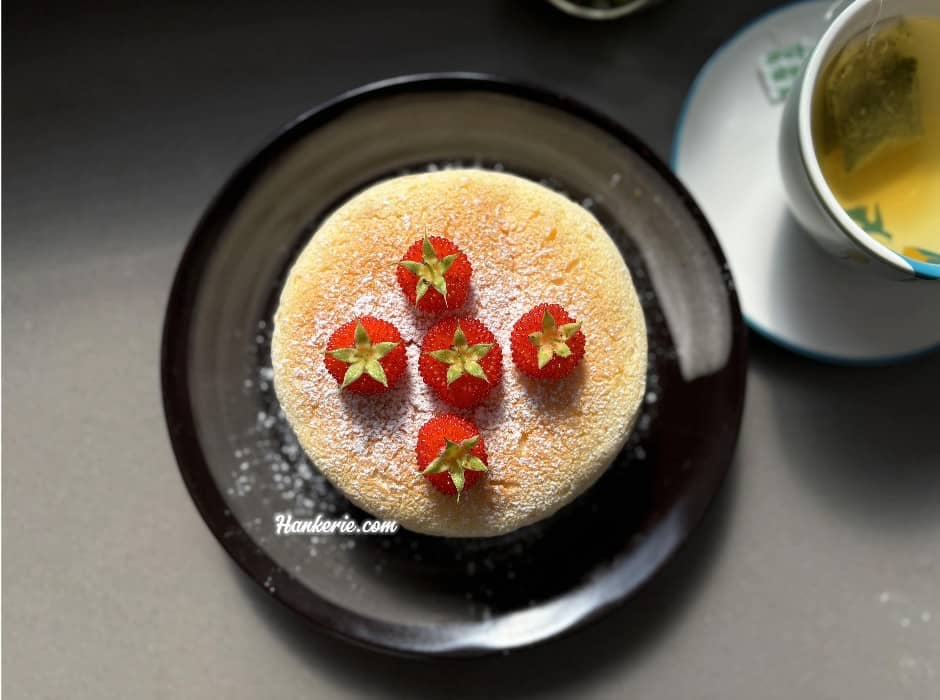 Discover the Secret to the Fluffiest Japanese Soufflé Cheesecake! 