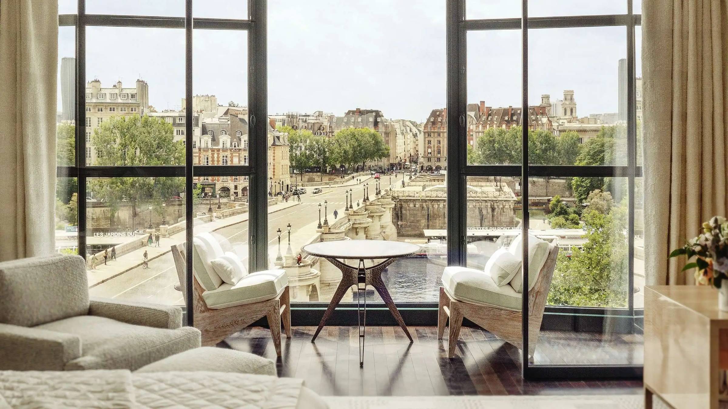 Cheval Blanc Paris Hotel