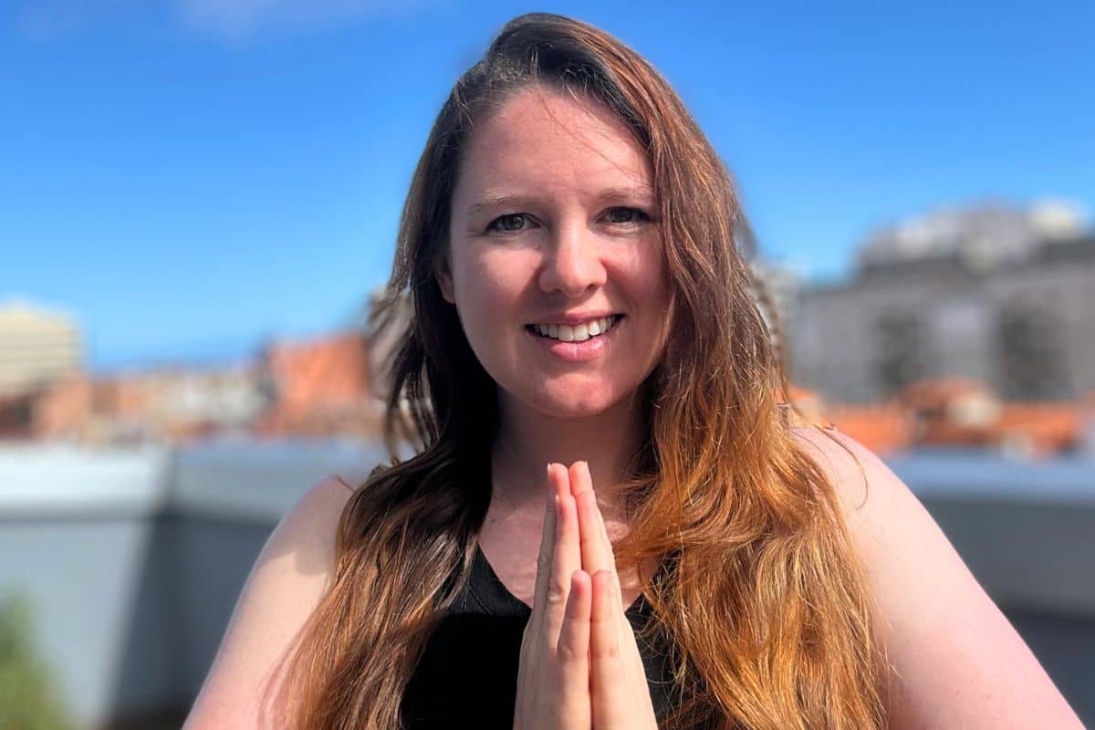 Tess Jewell-Larson on krish yoga