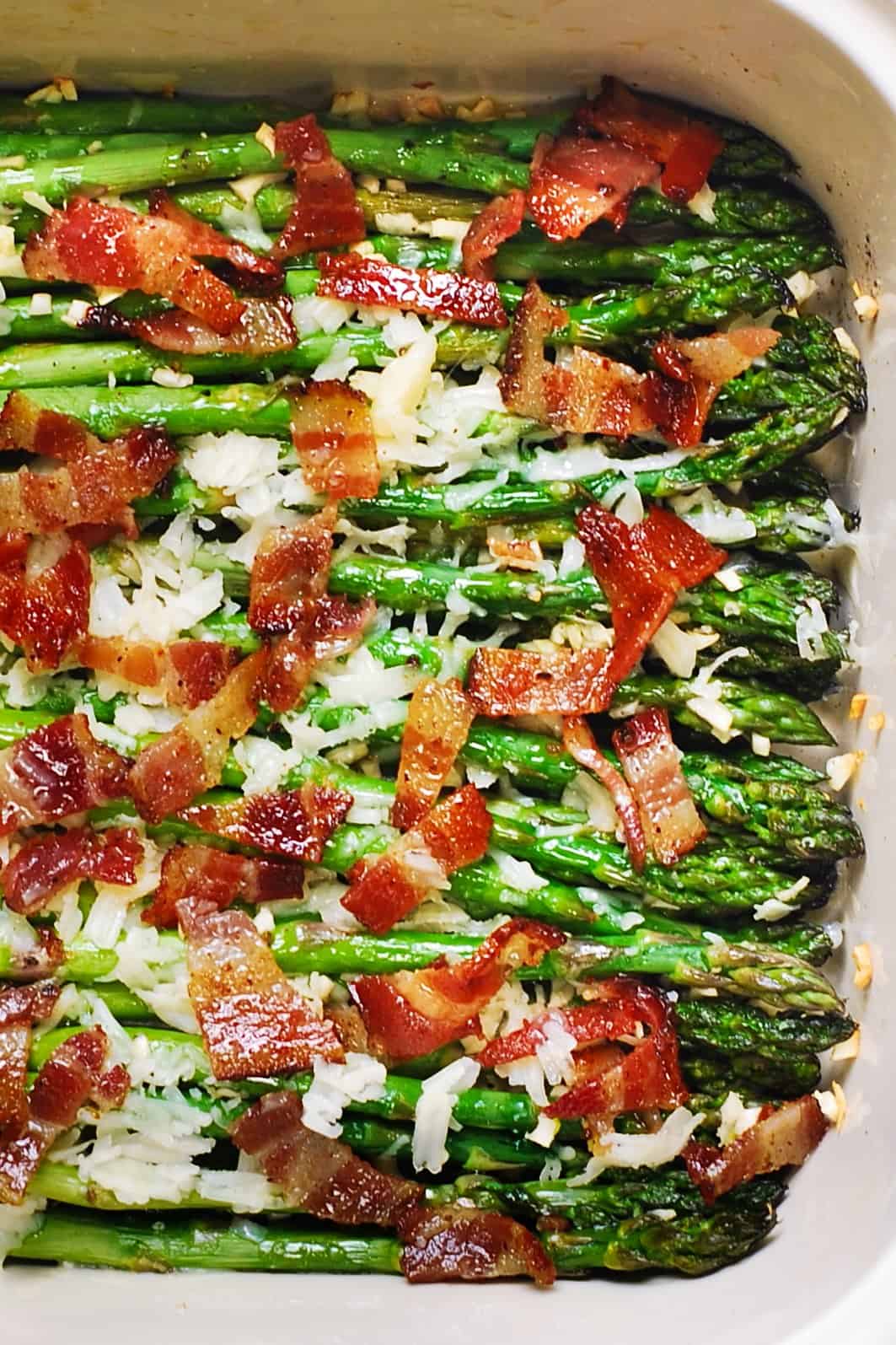 Cheesy Baked Asparagus with Garlic, Bacon, and Cheese