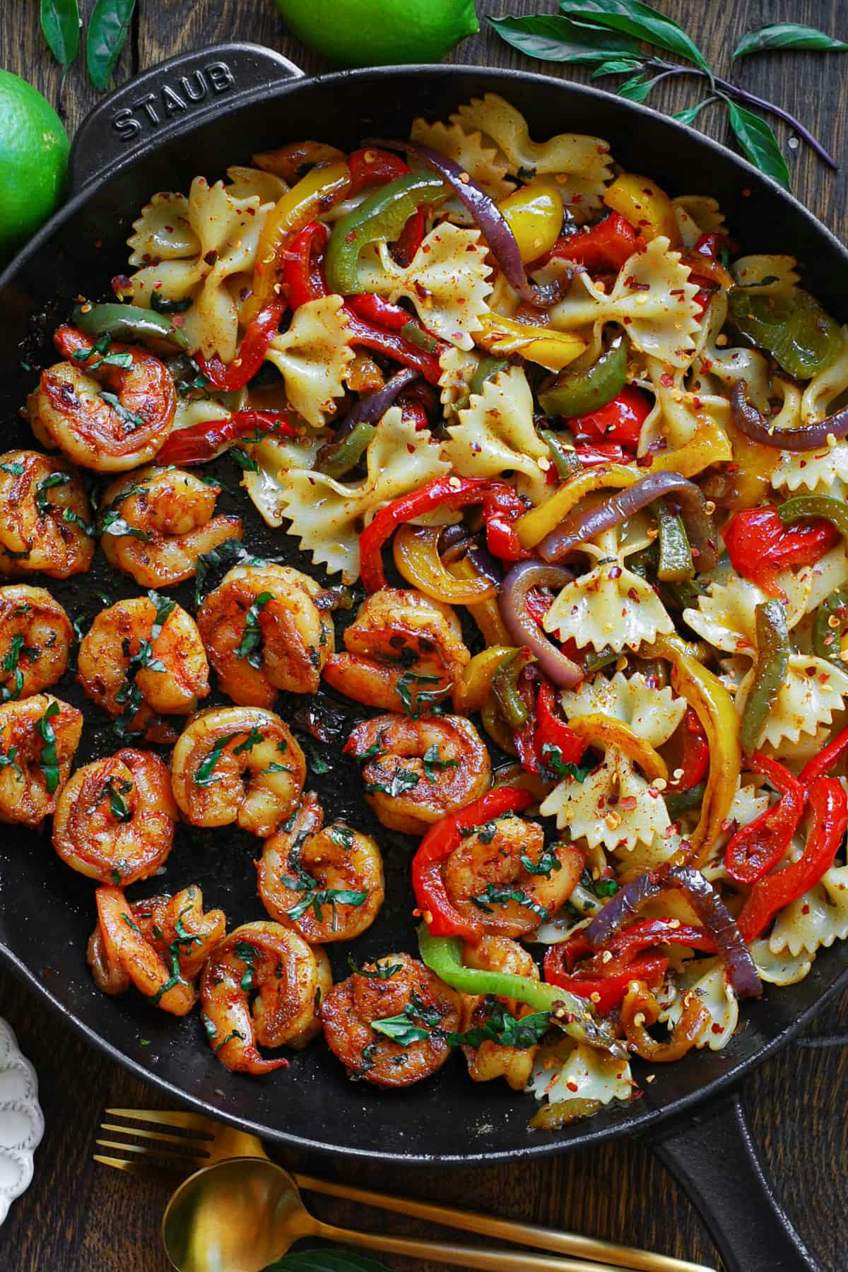 Mexican-inspired Shrimp Pasta with Bell Peppers (fajita-style)