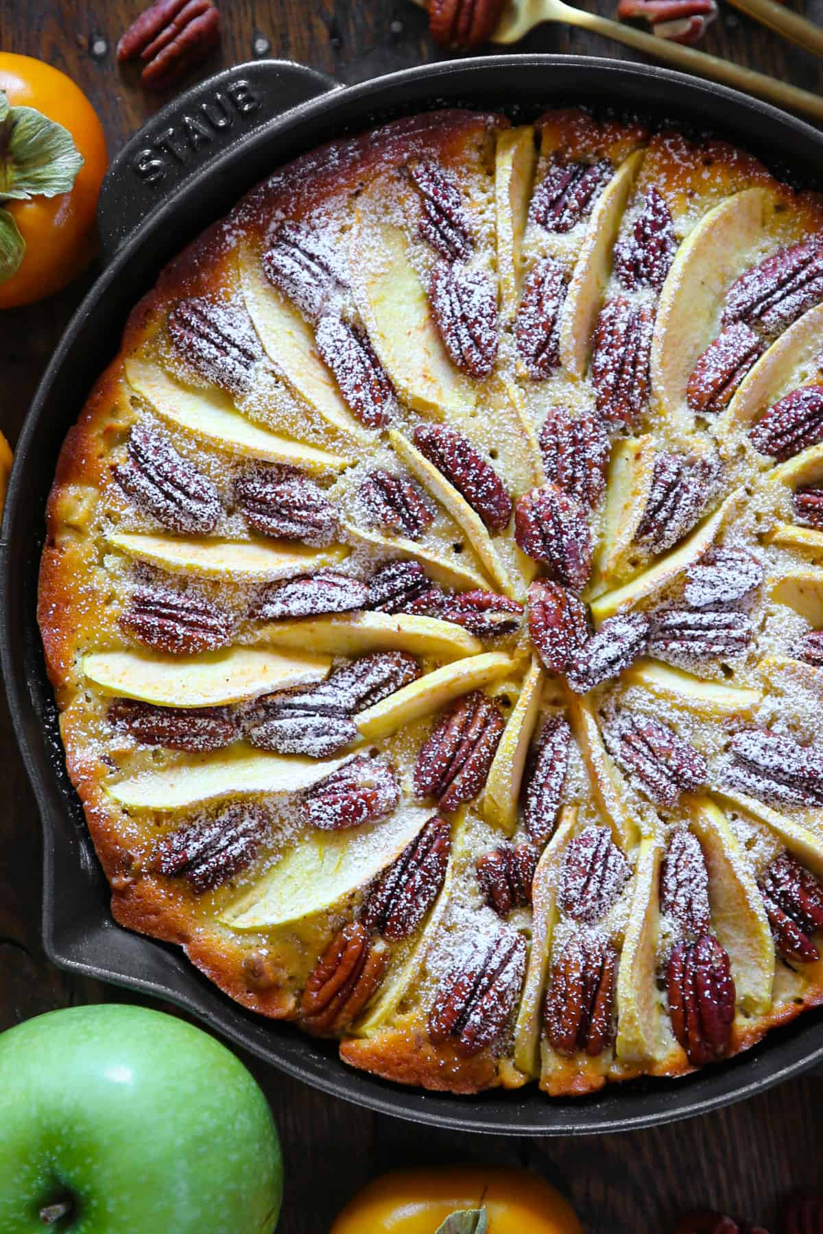 Apple Pecan Cake