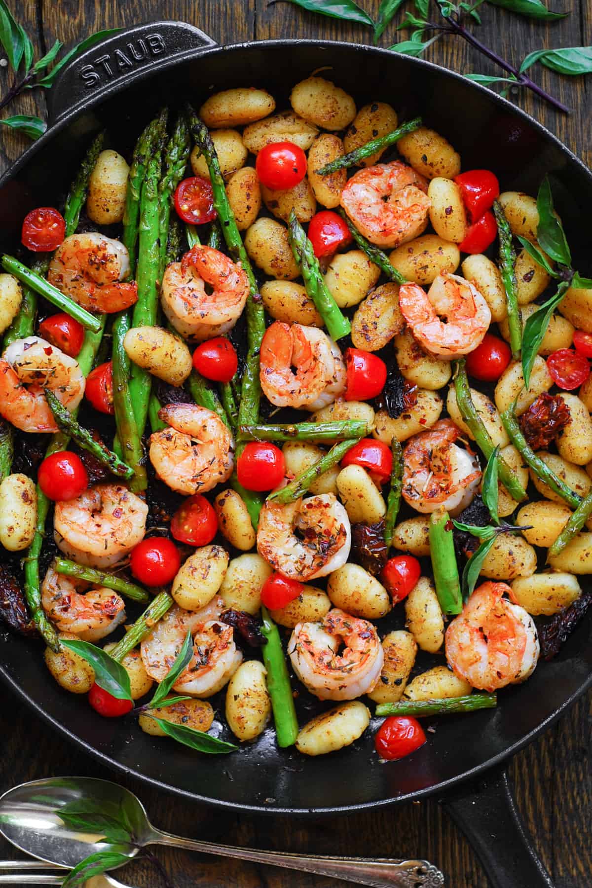 Shrimp Gnocchi and Veggies (cherry tomatoes, sun-dried tomatoes, and asparagus).