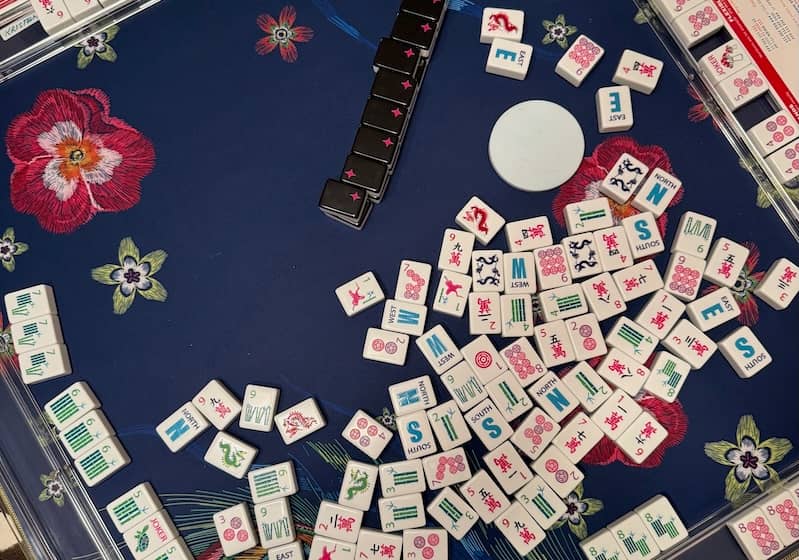Mahjong tiles