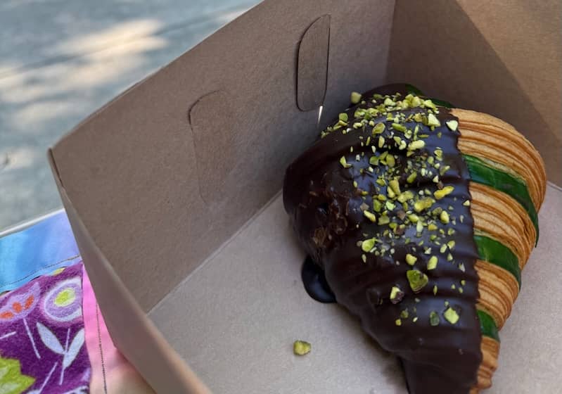 Pistachio chocolate croissant
