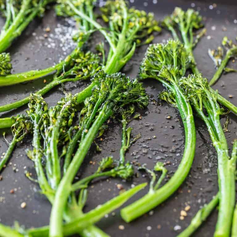air fryer broccoli seasoned with salt