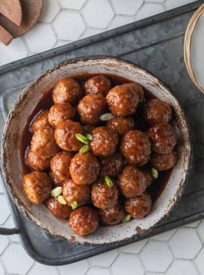 a pic of meatballs in a bowl
