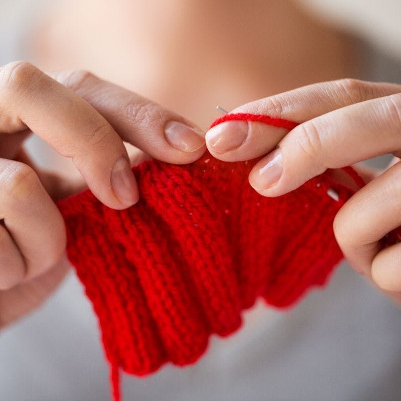 Heart Ornament – Free Knitting Pattern