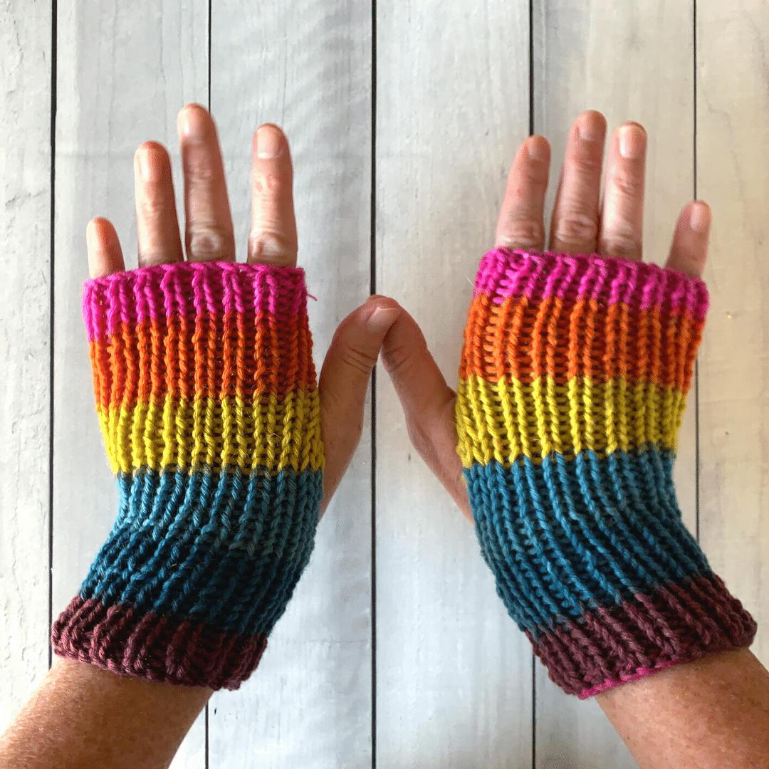 Easy Fingerless Mitts On Straight Needles Free Knitting Pattern Blog Nobleknits