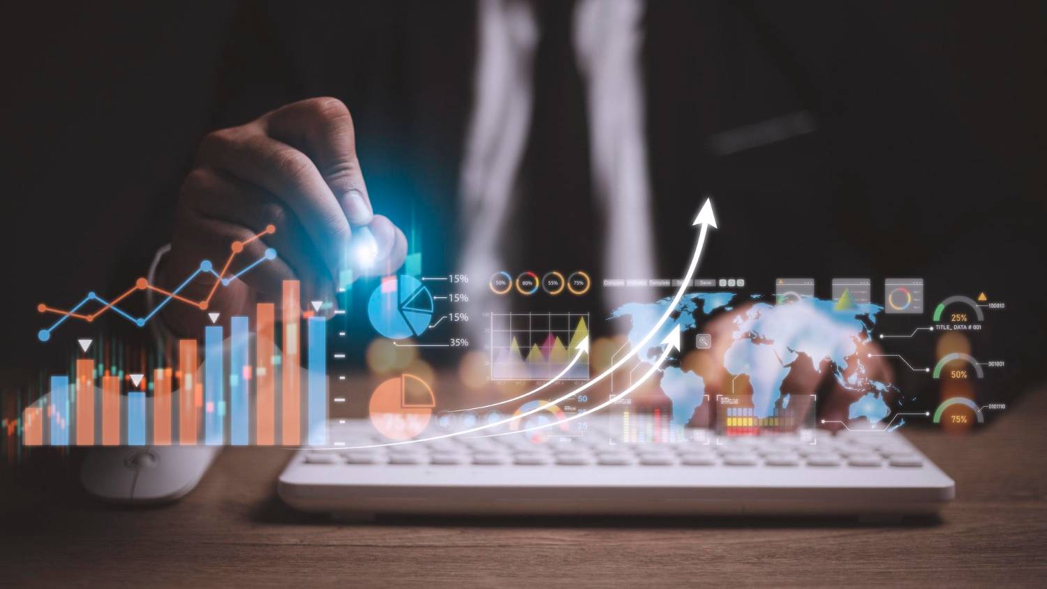 Profissional a analisar métricas de negócio com gráficos holográficos de dados e crescimento sobre portátil