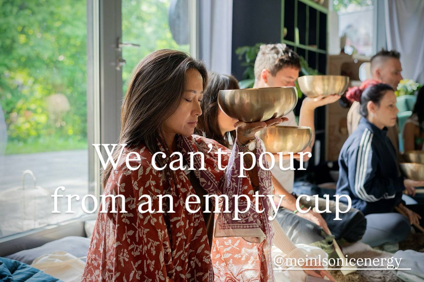We can’t pour from an empty cup. 💧
A beautiful reminder that self-care is not optional — it’s our responsibility. To give fully, we must first nourish ourselves. 💛

Picture during 5 days filled with insight, connection, sound, and deep learning, a powerful gathering in Germany with Experienced Sound Healers from 18 countries — all brought together as Brand Ambassadors for Meinl Sonic Energy. 🌍✨