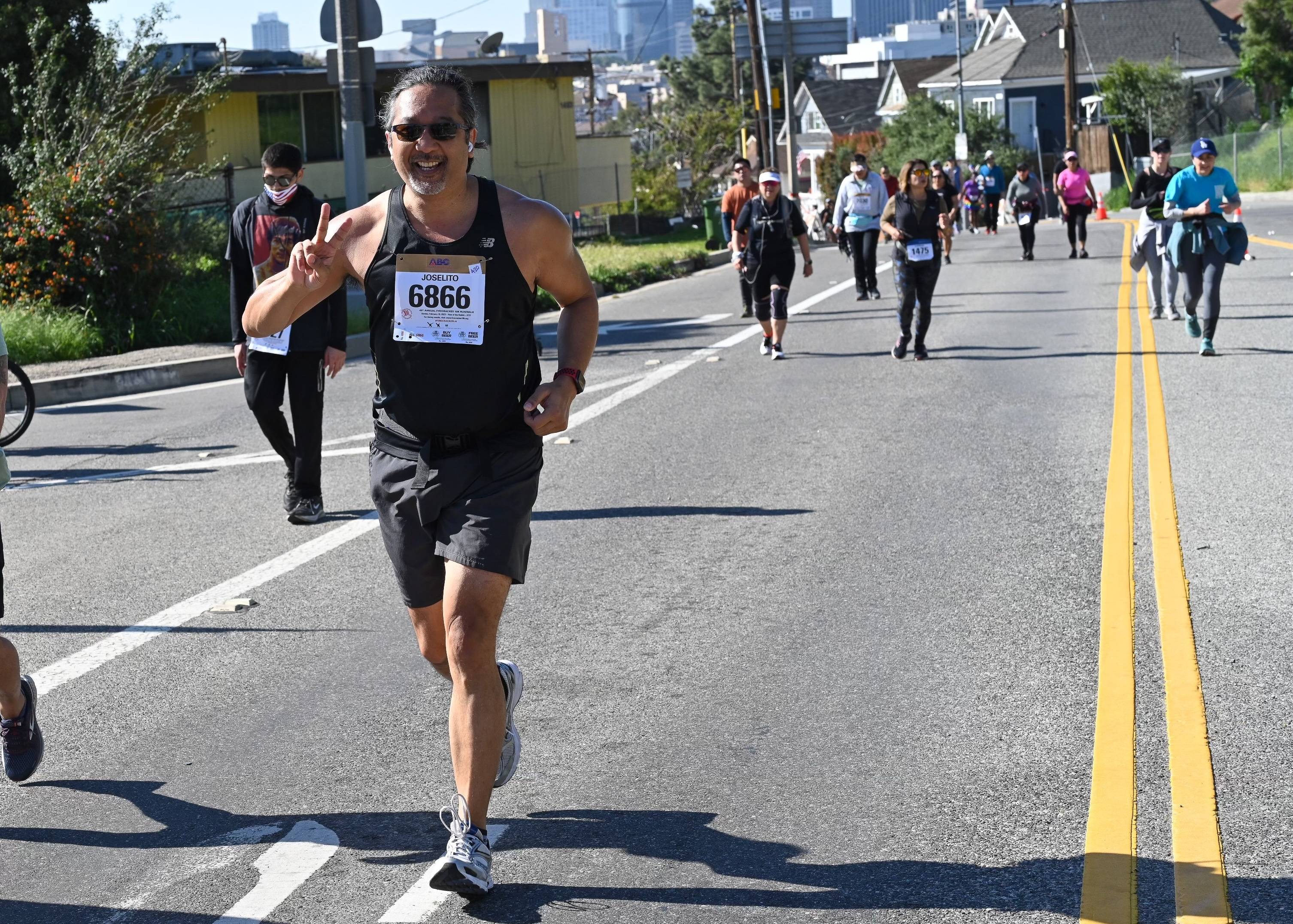 Joselito running in a race