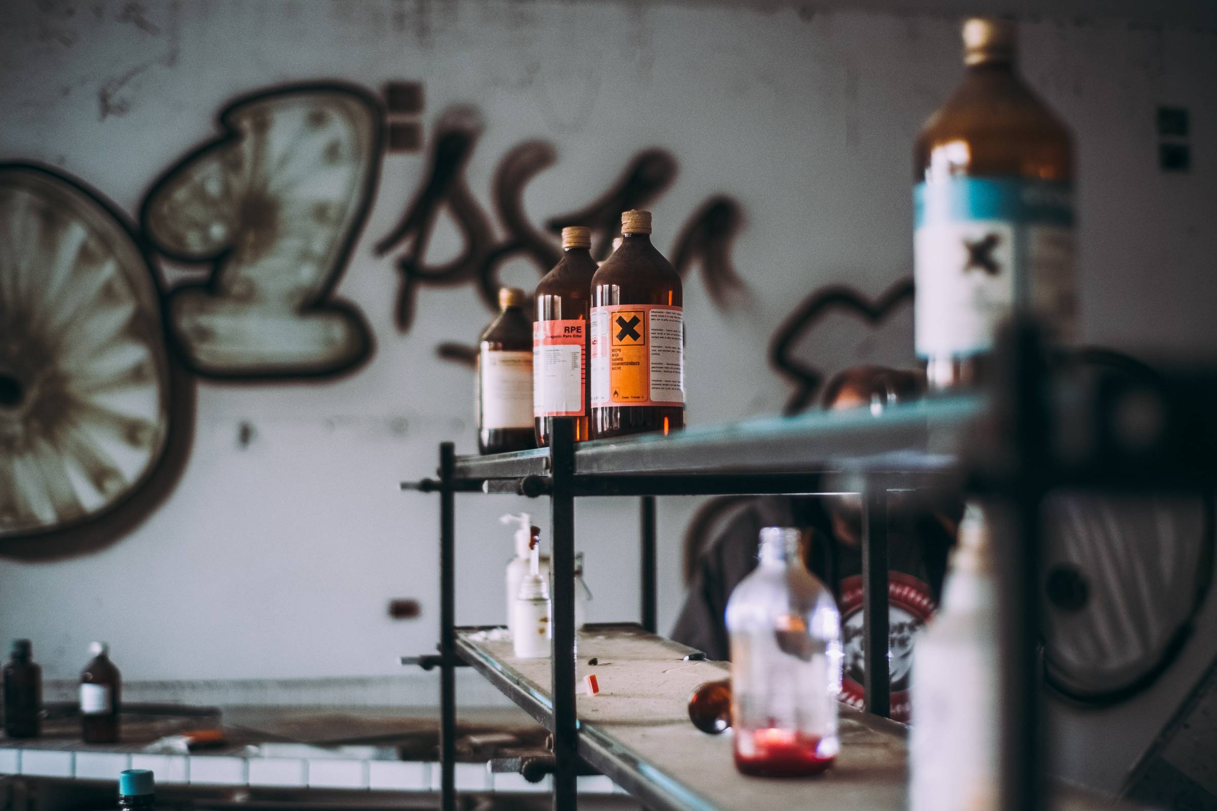 Minimize exposure to environmental toxins and pollutants to naturally reduce chronic inflammation by choosing organic food, natural cleaning products, and improving indoor air quality.