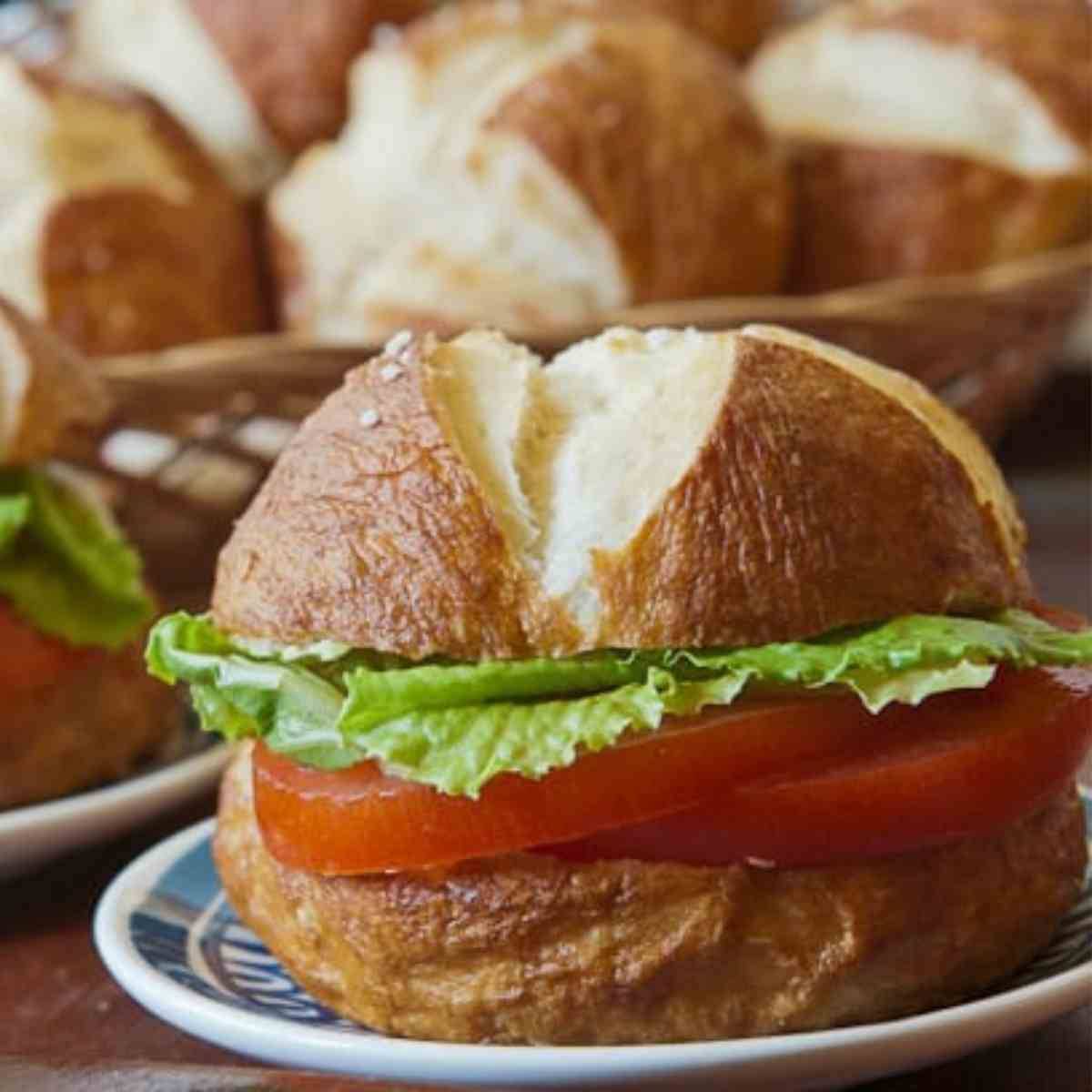 bread machine pretzel buns