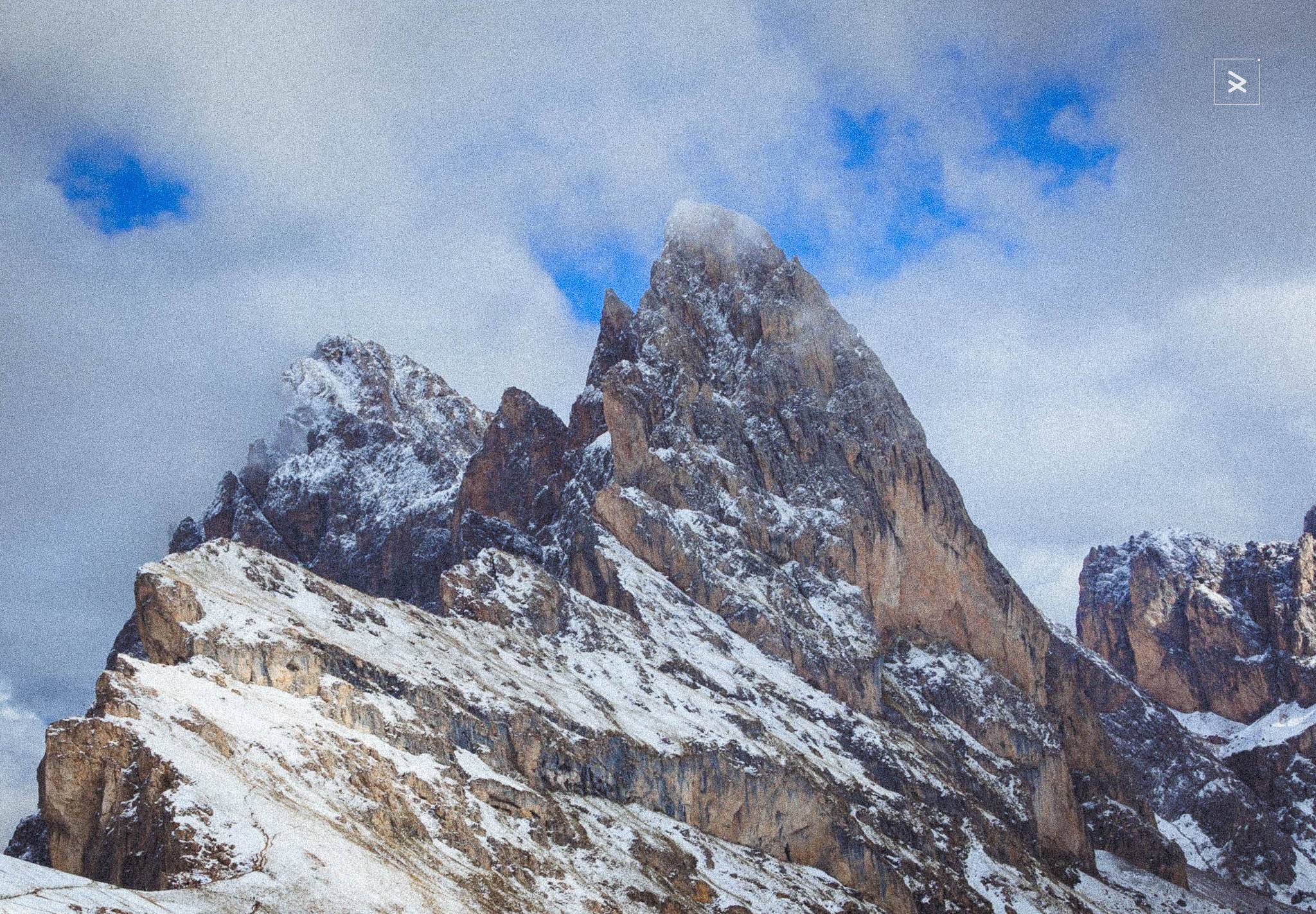 Discover why your telephoto lens might be better for landscapes than your wide-angle. 5 practical tips for stunning long lens landscape photography.