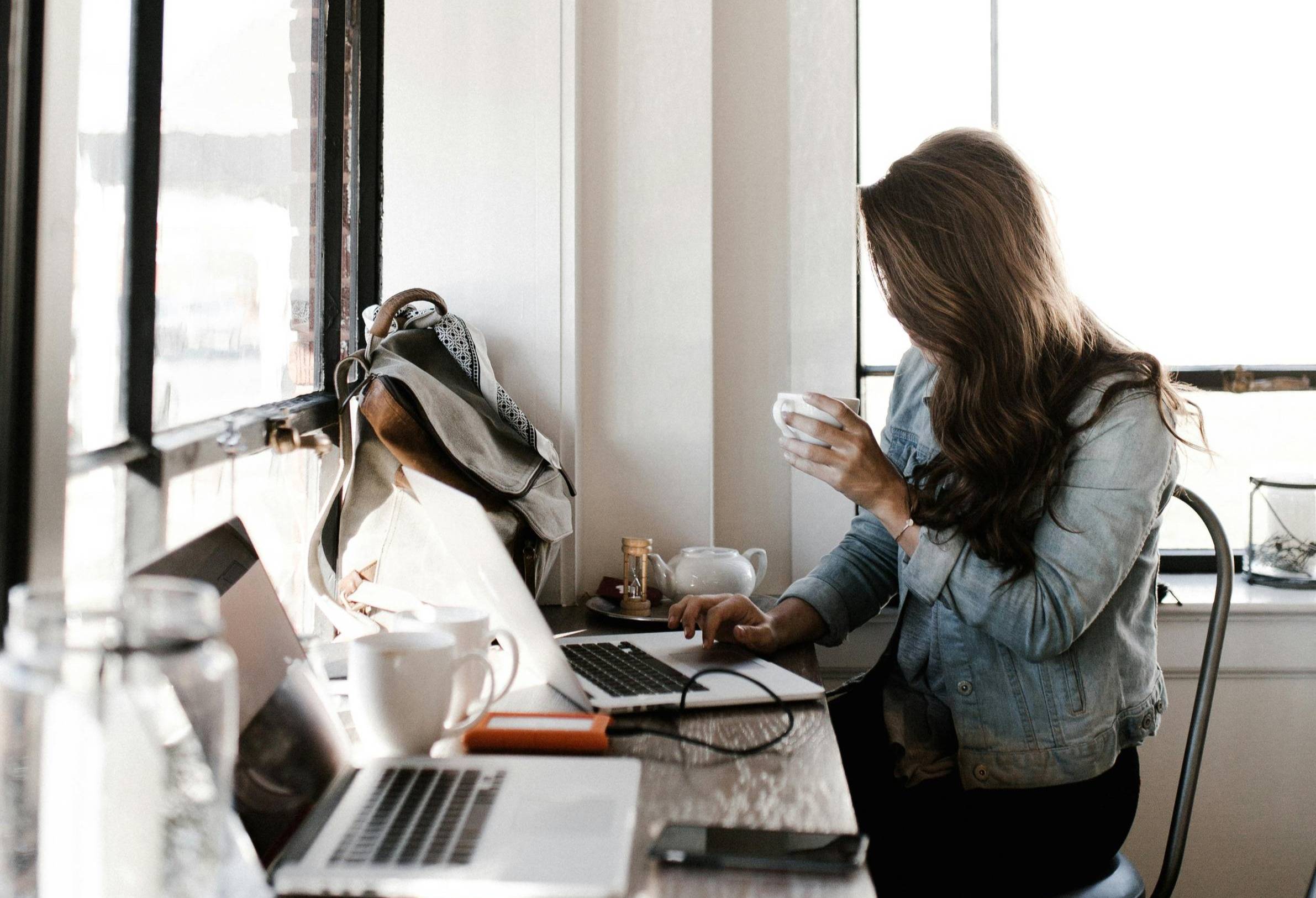 [Newsletter] Are Zoom meetings the new "no pets" in cafés?