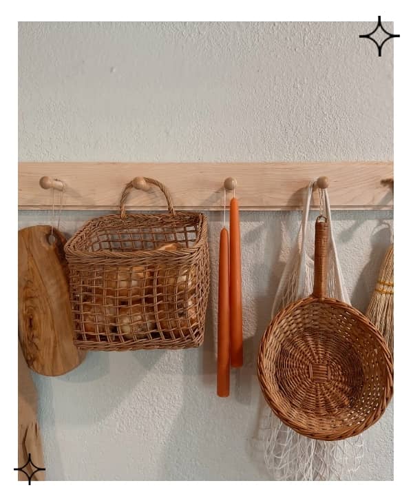 SHOP SOLID MAPLE PEG RAIL