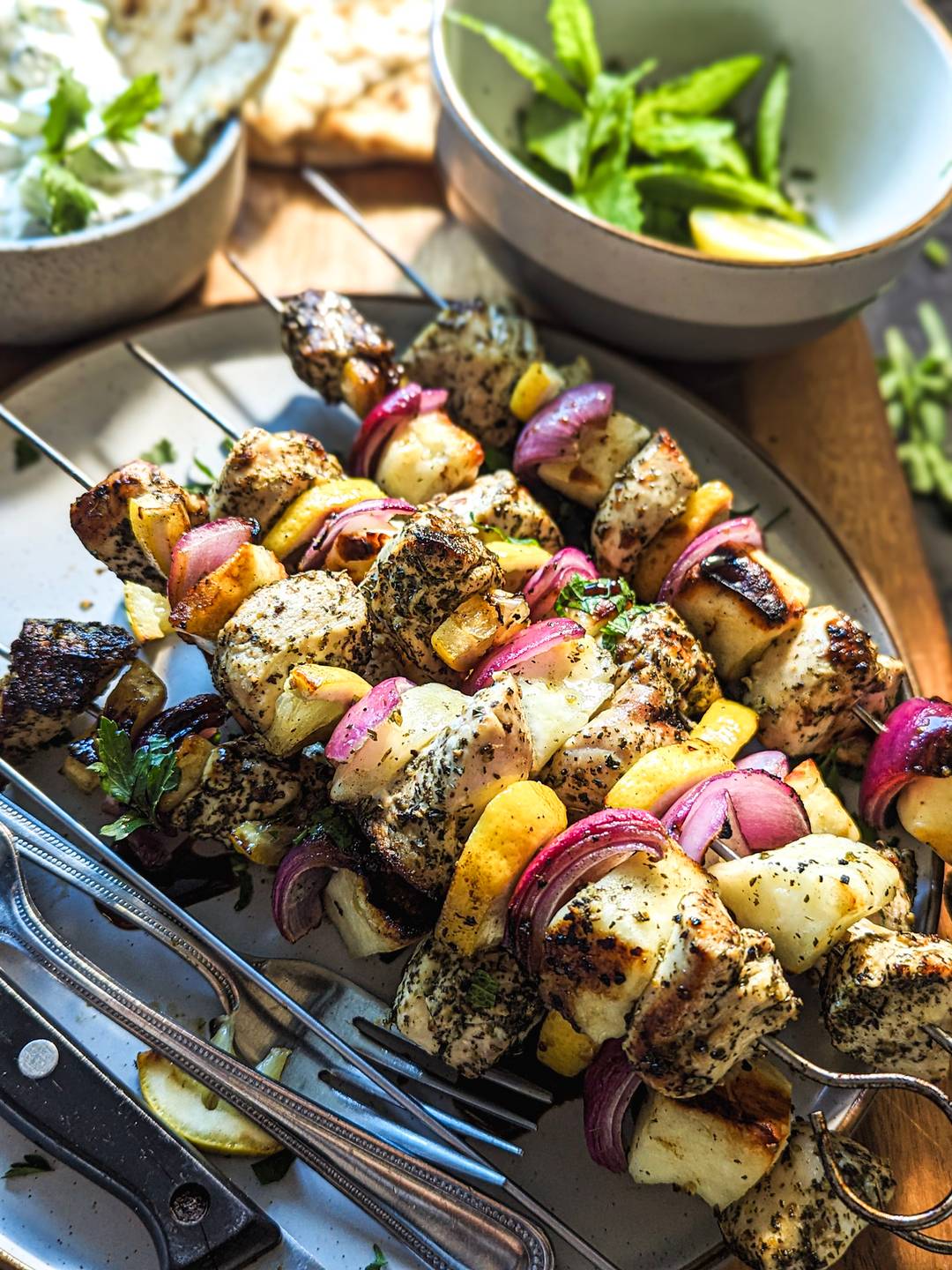 Chicken and halloumi skewers